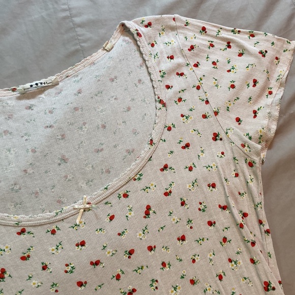 Doen Brigitte Tee - Picture 8 of 16